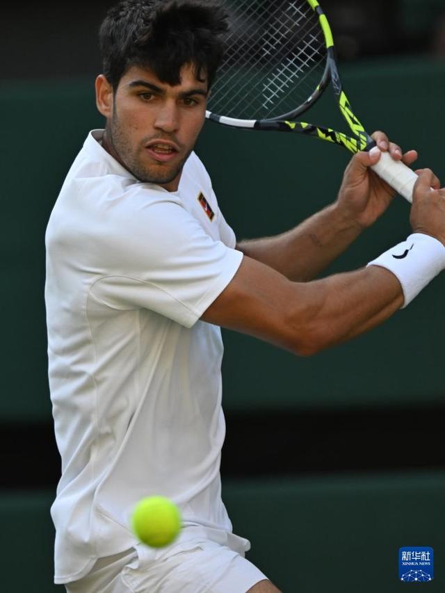 经过紧急讨 经过紧急讨